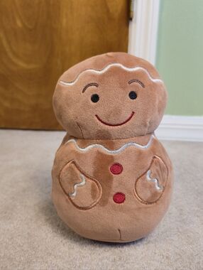 TARGET PILLOWFORT GINGERBREAD MAN STUFFED DOLL Plushie CIRCA 2024